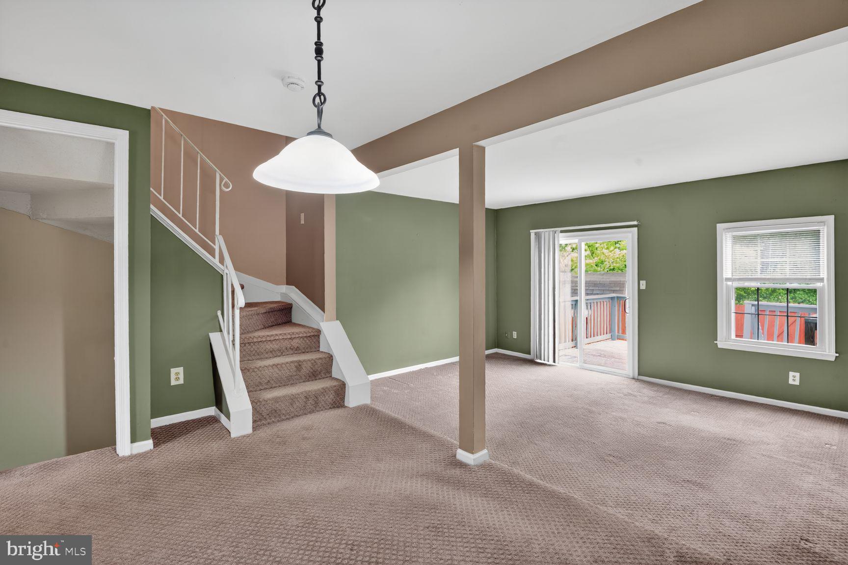 5326 King Arthur Circle Baltimore, MD 21237 - Photo 4 of 15