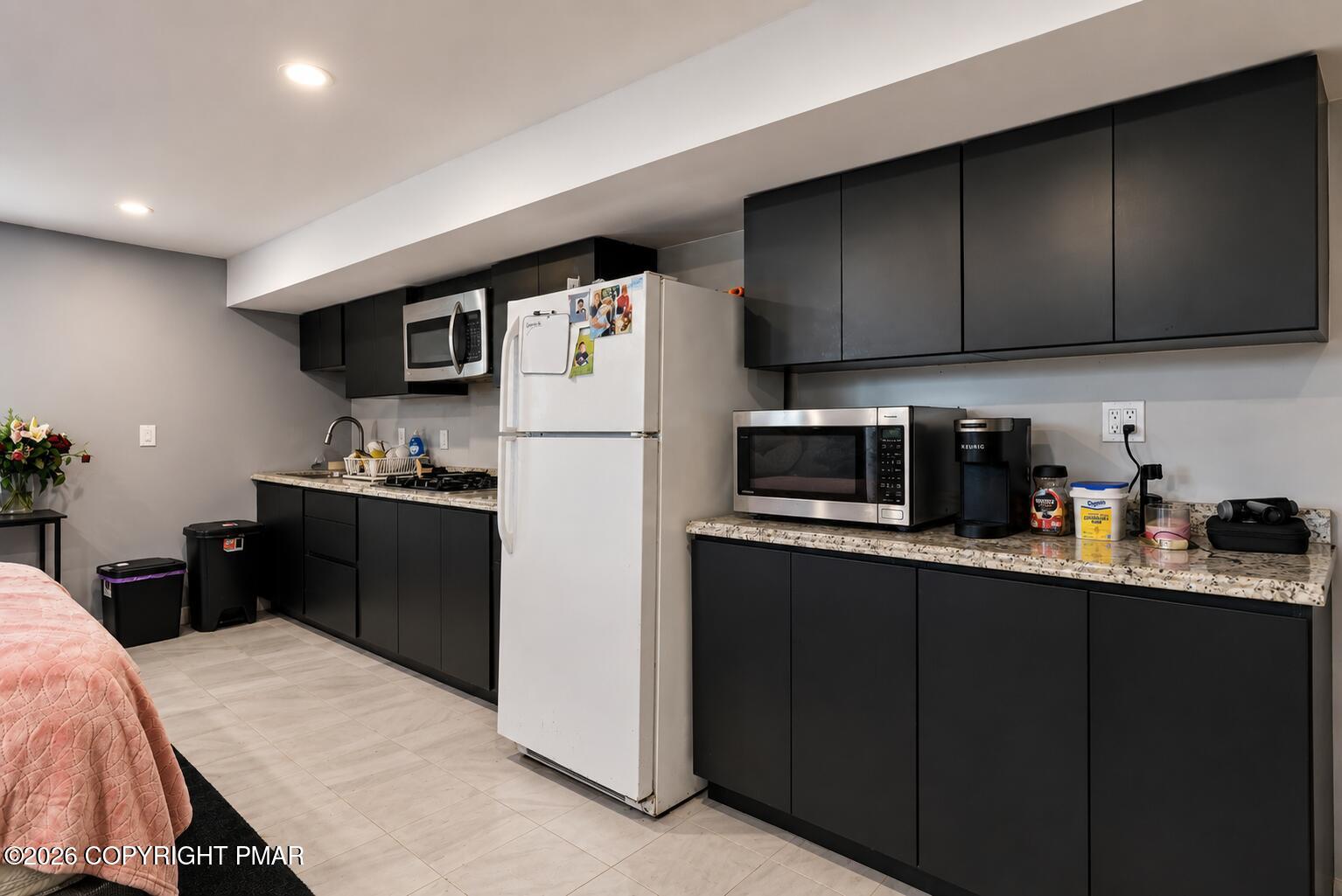 122 Cross Road Saylorsburg, PA 18353 - Photo 21 of 38 Kitchen