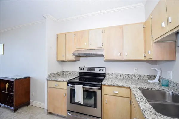 $1,700 | 715 South Upper Broadway, Unit 903, Corpus Christi, TX 78401