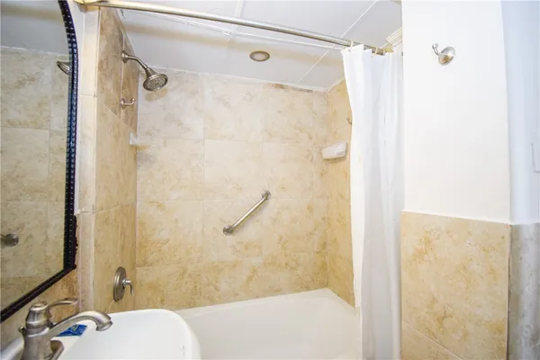 $1,700 | 715 South Upper Broadway, Unit 903, Corpus Christi, TX 78401