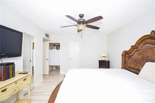 $1,700 | 715 South Upper Broadway, Unit 903, Corpus Christi, TX 78401