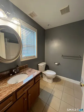 $289,900 | 49 Forestview Drive, Unit 49, Norwich, CT 06360