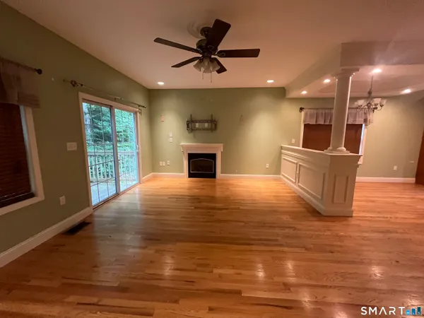 $289,900 | 49 Forestview Drive, Unit 49, Norwich, CT 06360