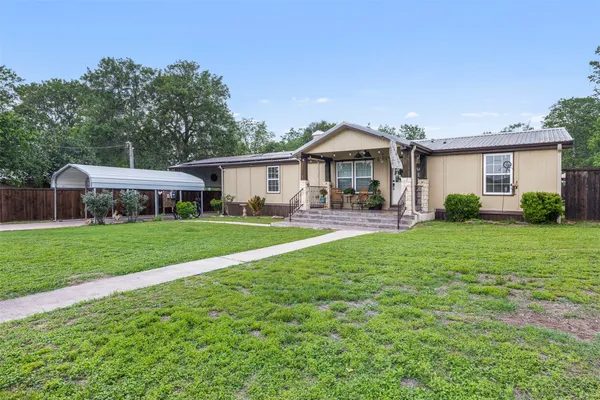 $245,000 | 857 East Guadalupe Street, La Grange, TX 78945