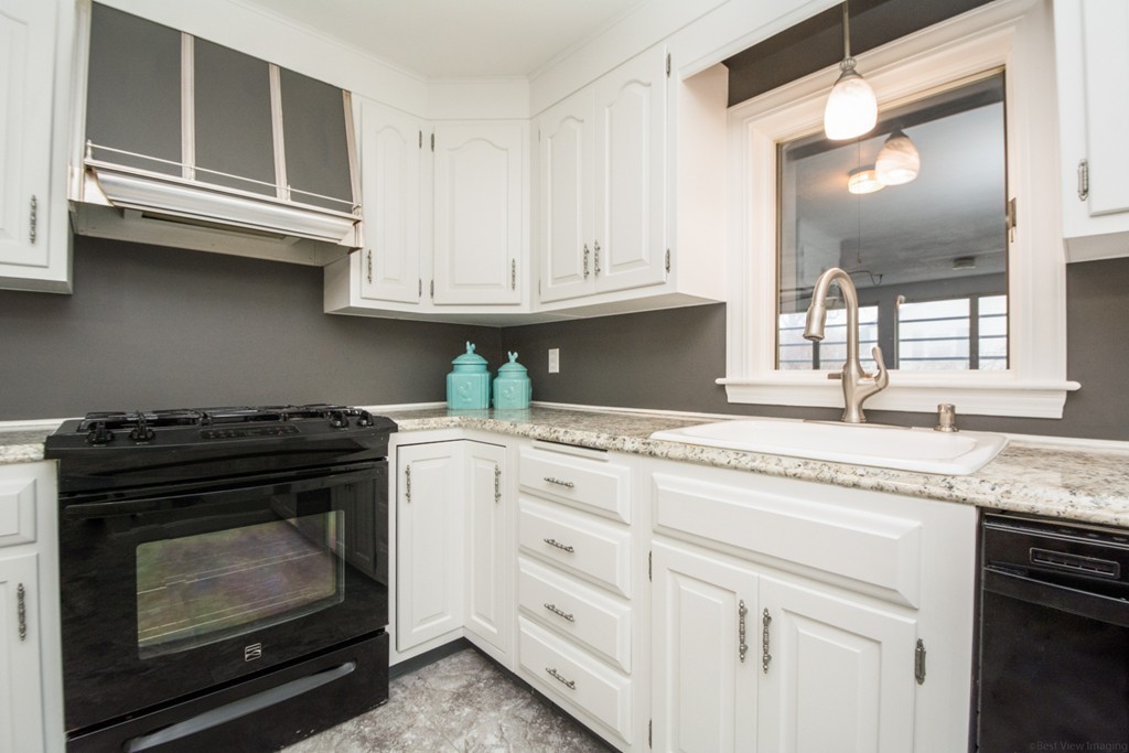 19 Hawthorne Road Ashland, MA 01721 - Photo 8 of 30 Gallery Image 8