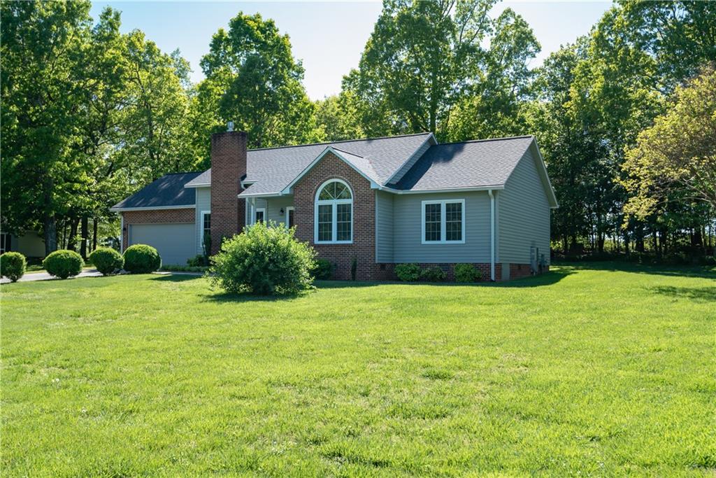 4701 Ransom Drive Conover, NC 28613 - Photo 5 of 46 Gallery Image 5
