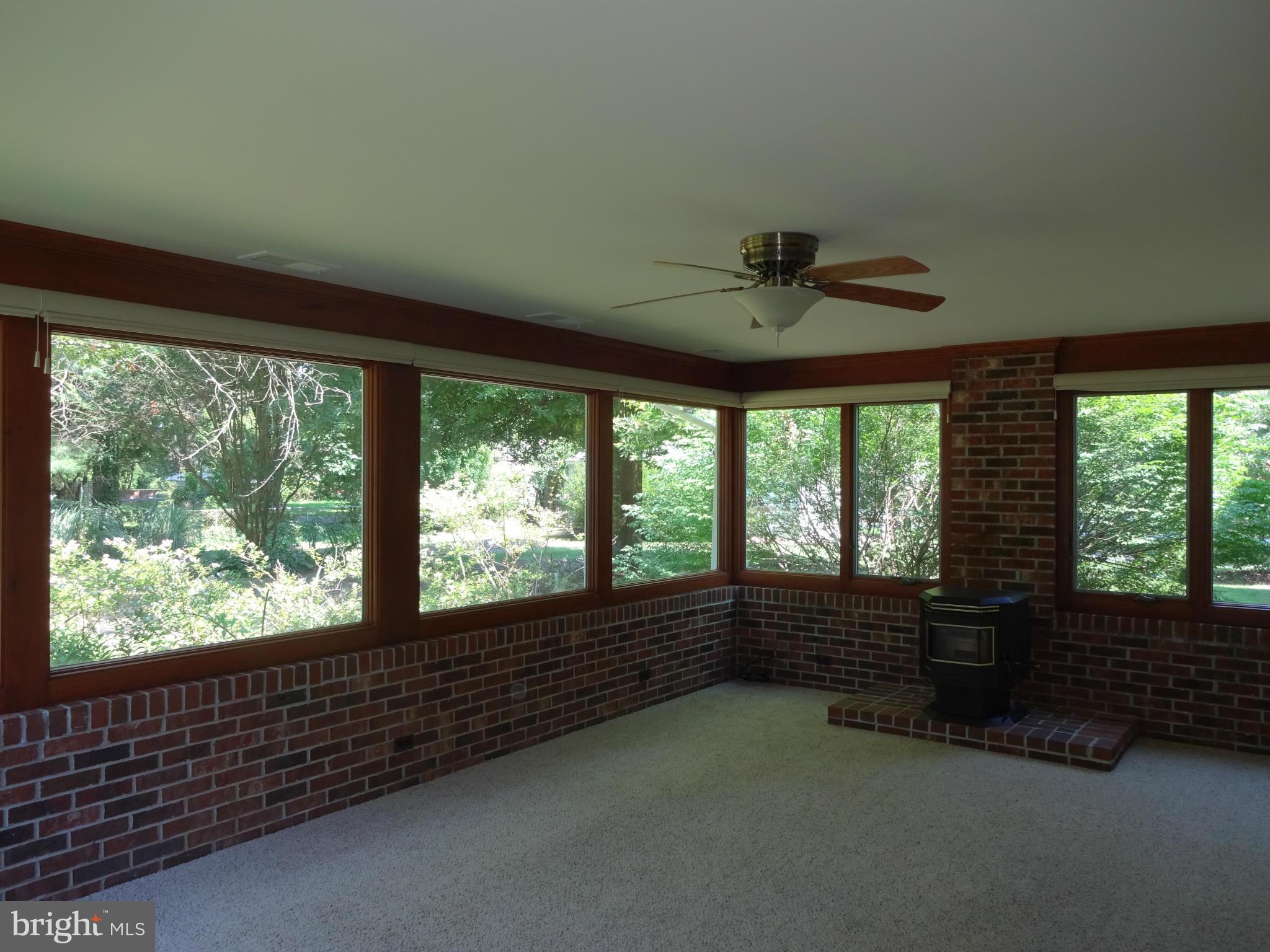 7 Nanticoke Road Cambridge, MD 21613 - Photo 11 of 30 Family Room