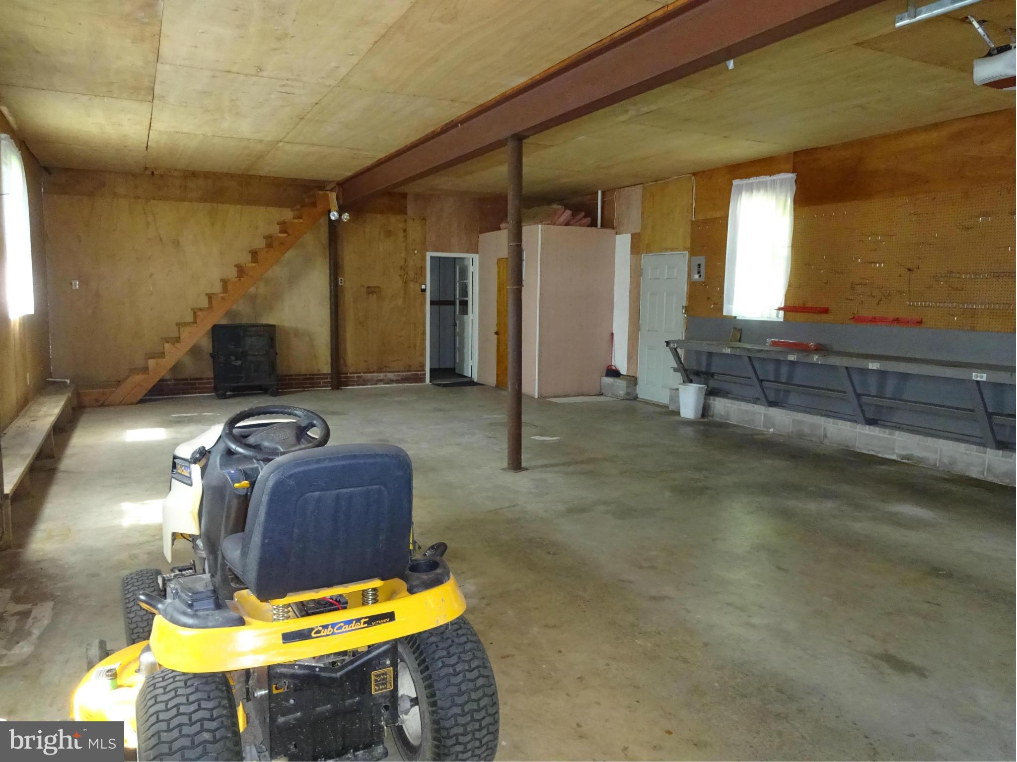 7 Nanticoke Road Cambridge, MD 21613 - Photo 24 of 30 Interior (Garage)