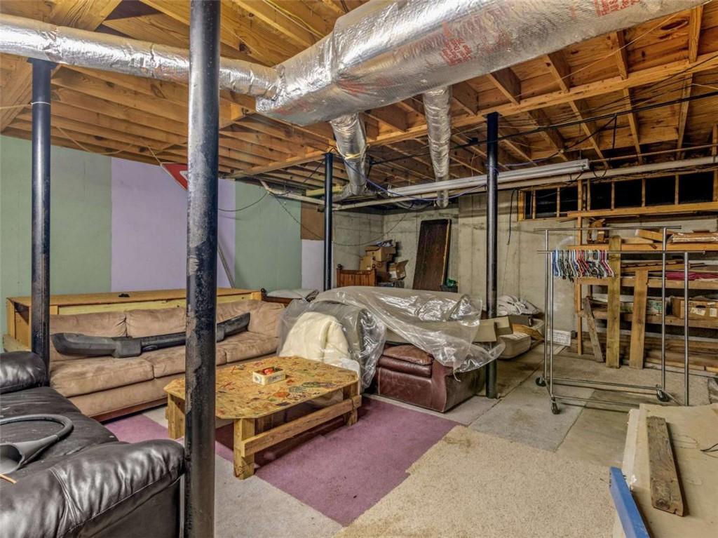 5 Ridgewood Circle McDonough, GA 30252 - Photo 18 of 20 a view of a balcony with couch