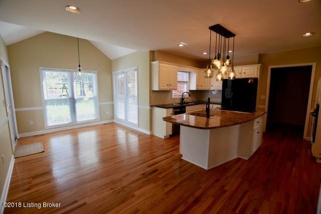648 Foxfire Road Elizabethtown, KY 42701 - Photo 33 of 43 kitchen 5