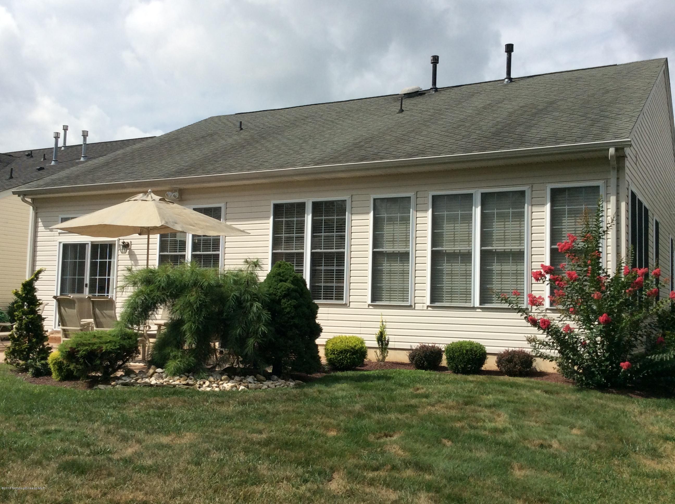 21 Barton Creek Road Jackson, NJ 08527 - Photo 2 of 24 back