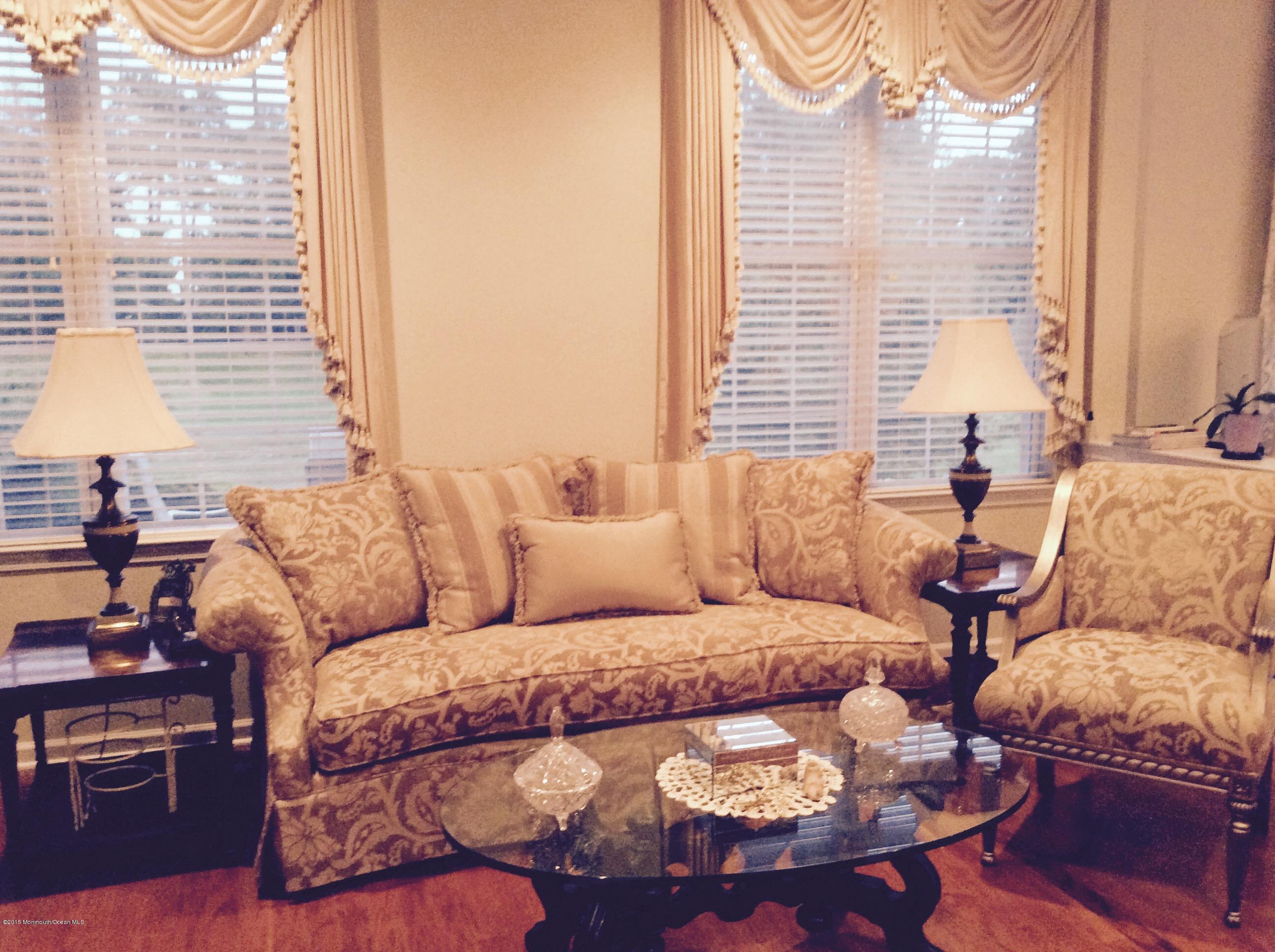 21 Barton Creek Road Jackson, NJ 08527 - Photo 8 of 24 Great Room