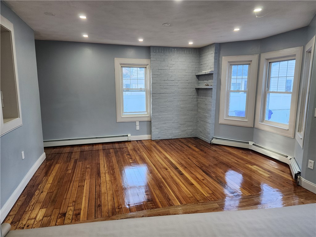 39 Chaplin Street Pawtucket, RI 02861 - Photo 8 of 14