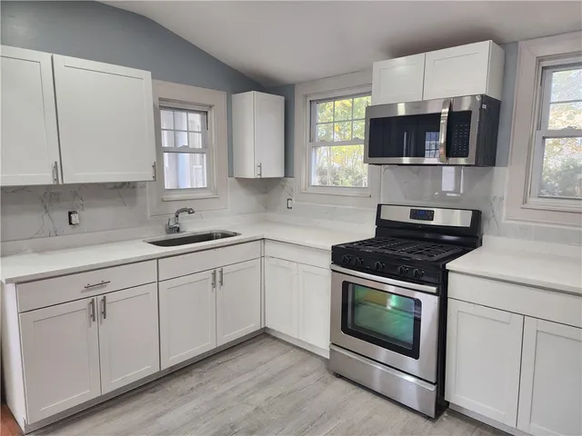 $429,900 | 39 Chaplin Street, Pawtucket, RI 02861