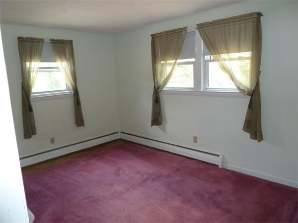 20 Fenwick Road Chelmsford, MA 01824 - Photo 8 of 15 an empty room with a window