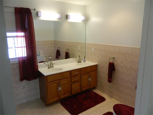 76 Wood Street Fall River, MA 02721 - Photo 8 of 10 Gallery Image 8
