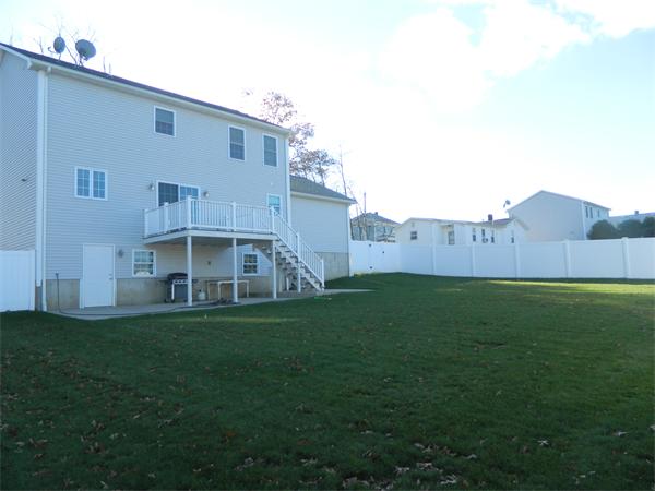 76 Wood Street Fall River, MA 02721 - Photo 10 of 10 Gallery Image 10