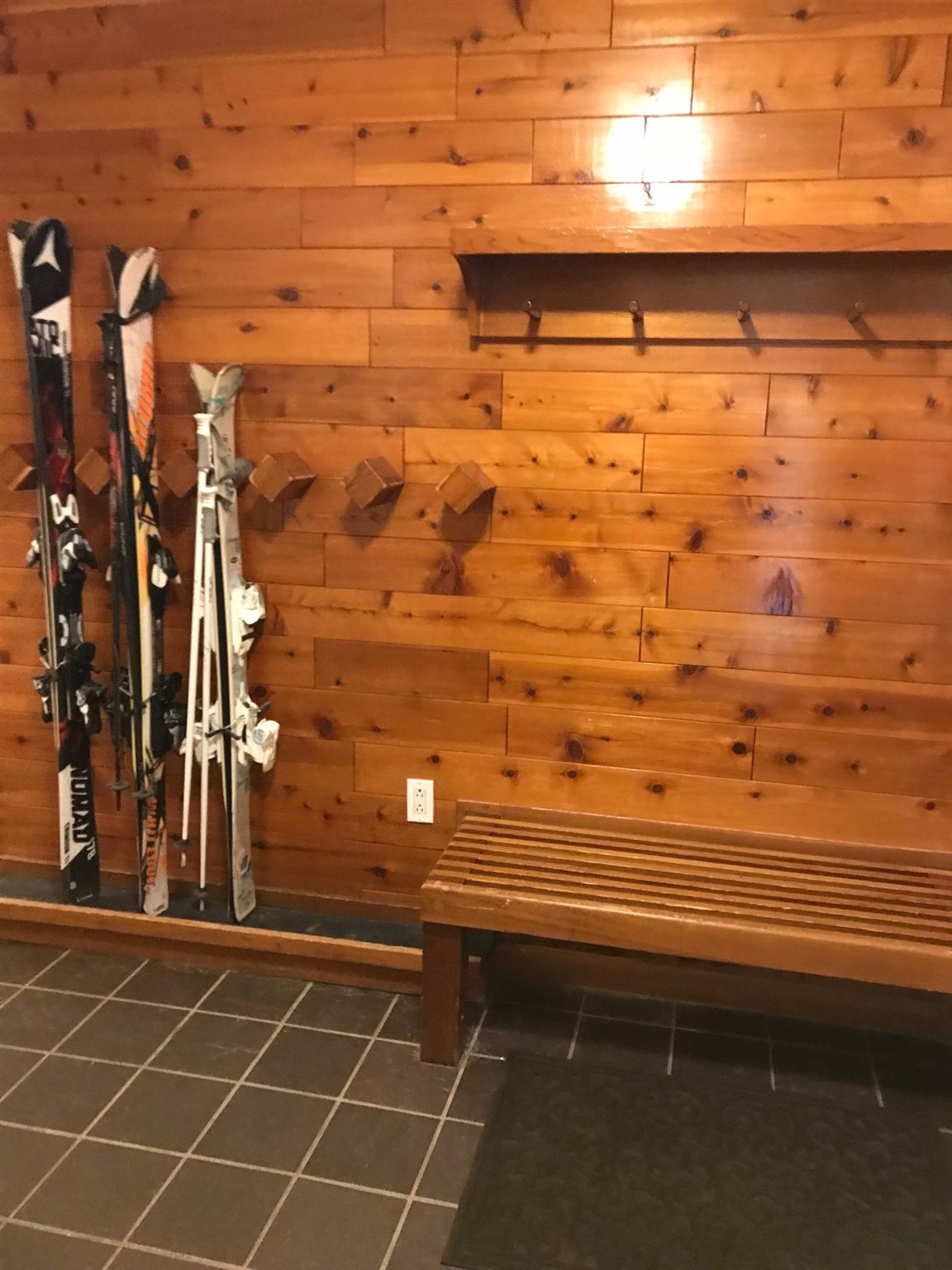 526 East Mountain Road, Unit 49 Killington, VT 05751 - Photo 2 of 16 Gallery Image 2