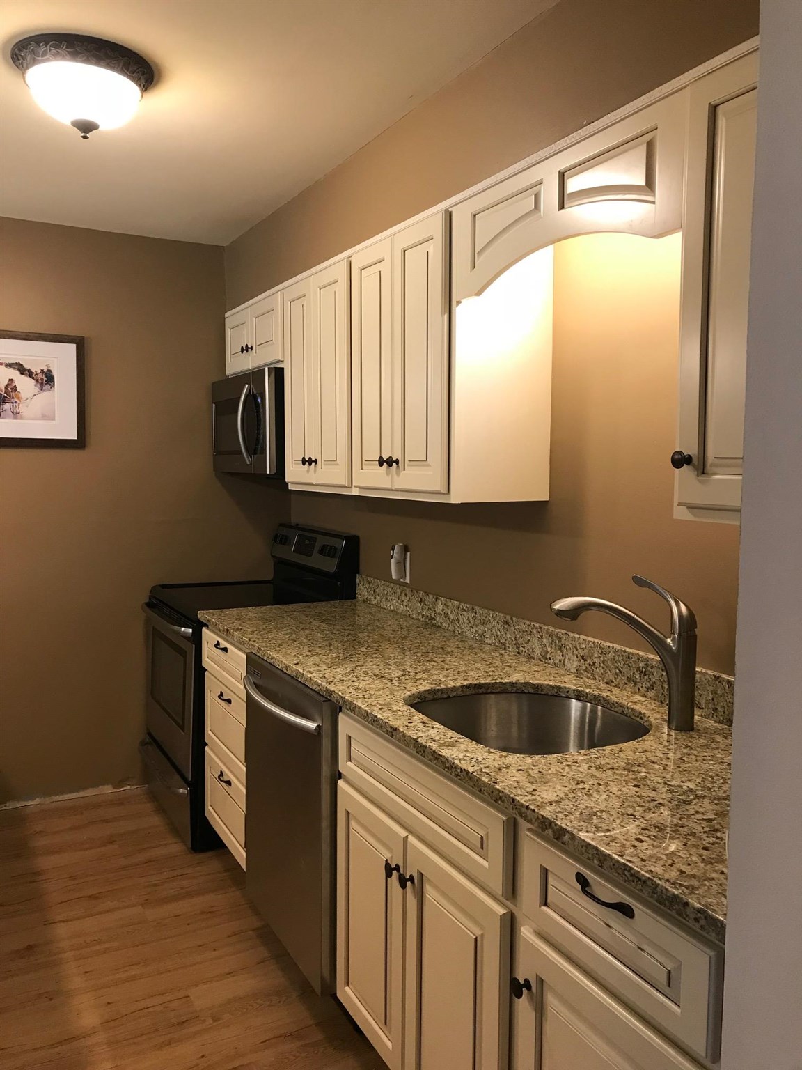 526 East Mountain Road, Unit 49 Killington, VT 05751 - Photo 7 of 16 Gallery Image 7