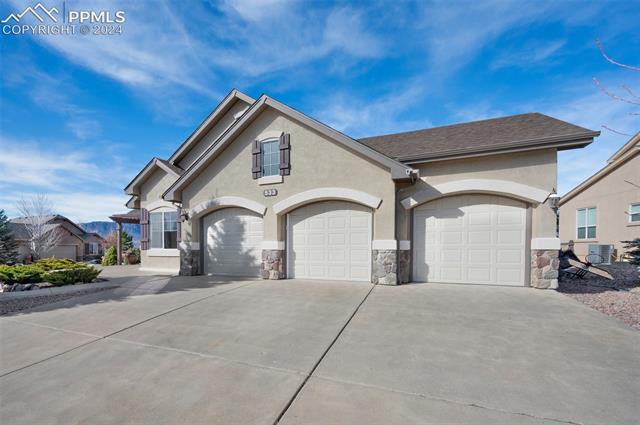533 Talus Road Monument, CO 80132 - Photo 3 of 46 Gallery Image 3