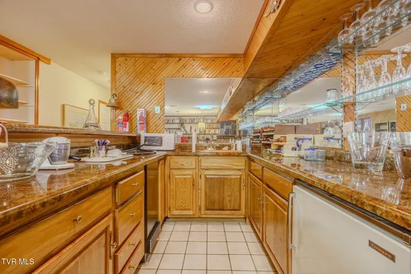 $1,099,999 | 1290 Hickory Hills Road, Jefferson City, TN 37760