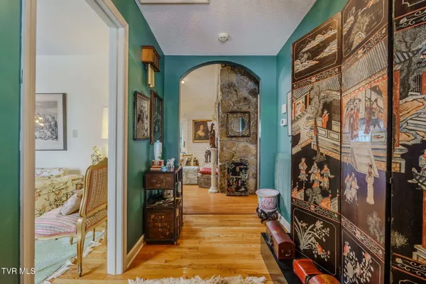 $1,099,999 | 1290 Hickory Hills Road, Jefferson City, TN 37760