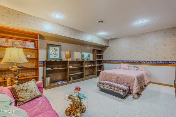 $1,099,999 | 1290 Hickory Hills Road, Jefferson City, TN 37760