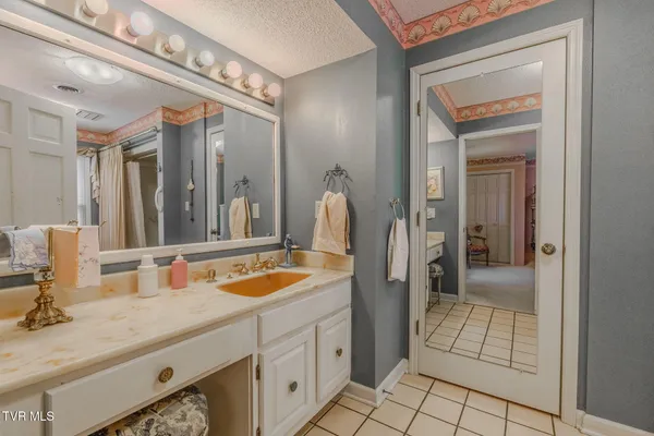 $1,099,999 | 1290 Hickory Hills Road, Jefferson City, TN 37760