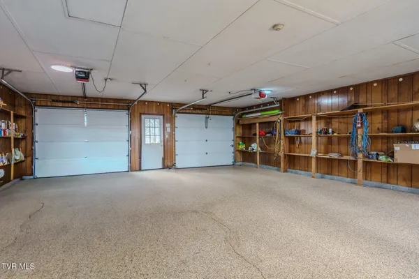 $1,099,999 | 1290 Hickory Hills Road, Jefferson City, TN 37760