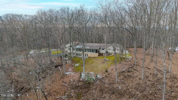 $1,099,999 | 1290 Hickory Hills Road, Jefferson City, TN 37760