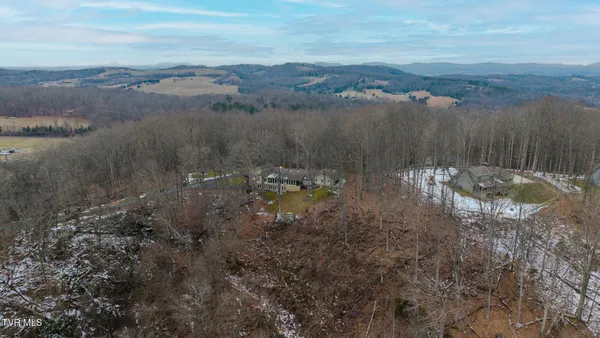 $1,099,999 | 1290 Hickory Hills Road, Jefferson City, TN 37760