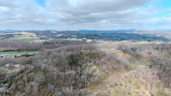 $1,099,999 | 1290 Hickory Hills Road, Jefferson City, TN 37760