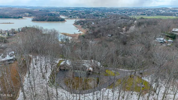 $1,099,999 | 1290 Hickory Hills Road, Jefferson City, TN 37760
