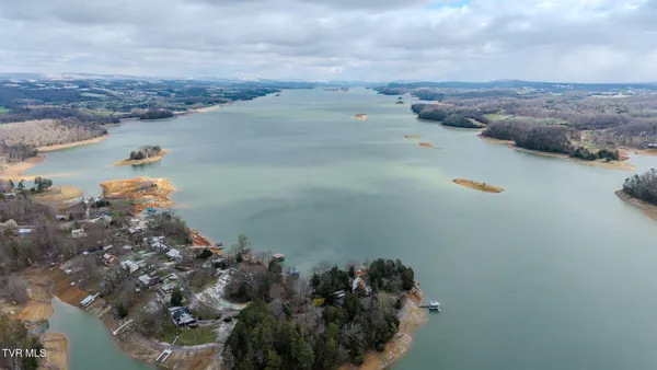 $1,099,999 | 1290 Hickory Hills Road, Jefferson City, TN 37760