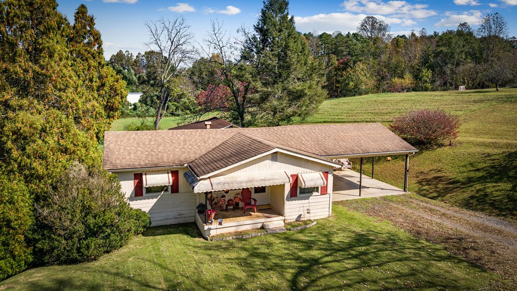 121 Orchard Boulevard Blue Ridge, GA 30513 - Photo 14 of 47 Gallery Image 14