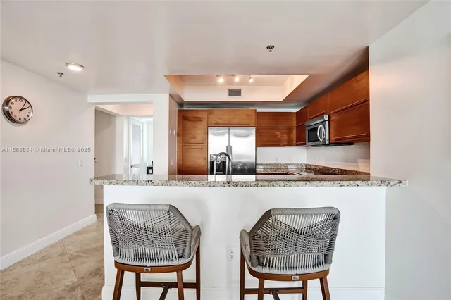 $3,200 | 2681 North Flamingo Road, Unit 605S, Sunrise, FL 33323