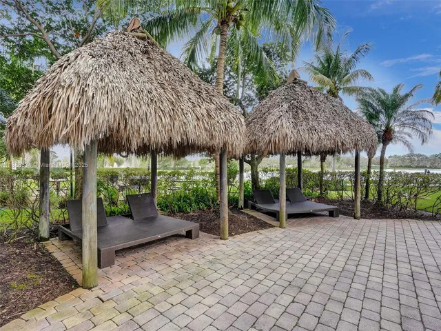 $3,200 | 2681 North Flamingo Road, Unit 605S, Sunrise, FL 33323