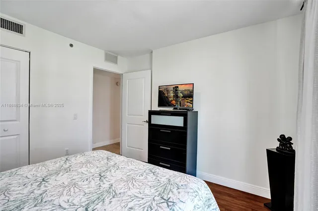 $3,200 | 2681 North Flamingo Road, Unit 605S, Sunrise, FL 33323