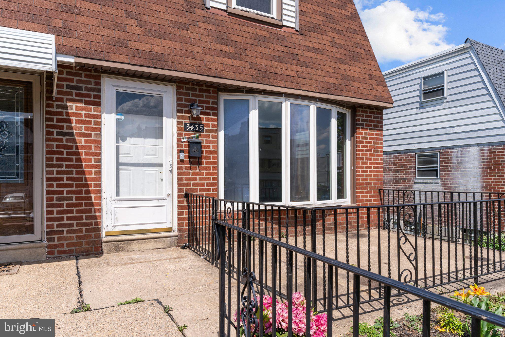 3435 Primrose Road Philadelphia, PA 19114 - Photo 3 of 29 Gallery Image 3