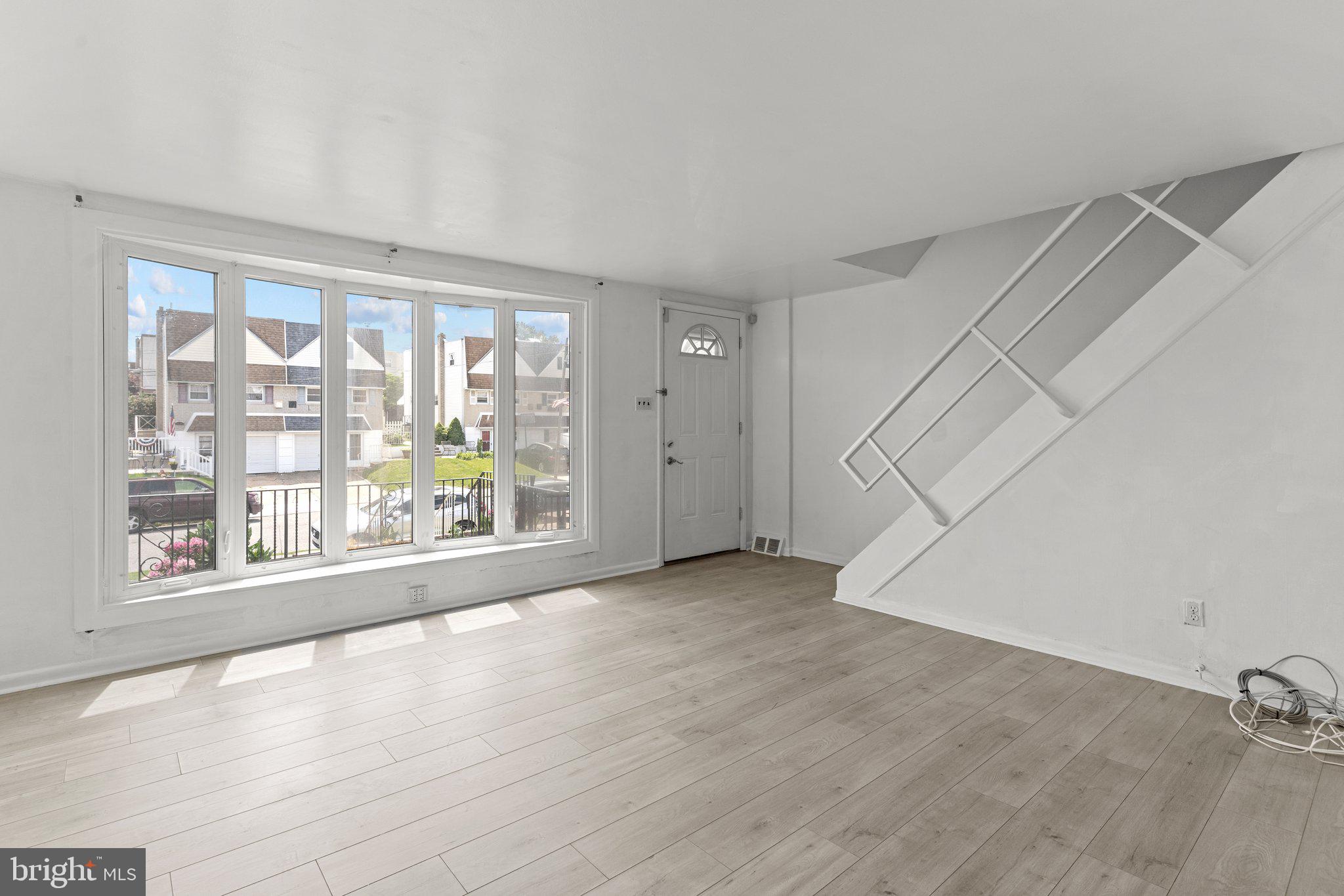 3435 Primrose Road Philadelphia, PA 19114 - Photo 6 of 29 Gallery Image 6