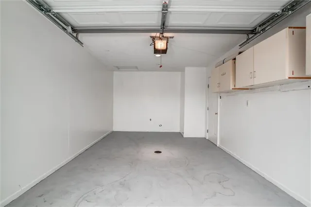 $204,500 | 1121 Ephraim Drive, Grain Valley, MO 64029