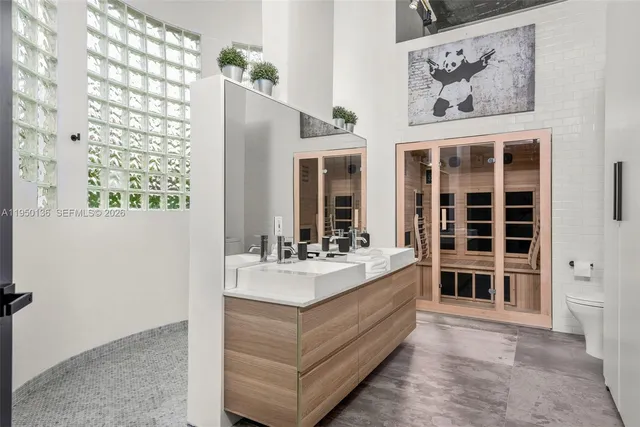 $2,900,000 | 1000 Northeast 89th Street, Miami, FL 33138