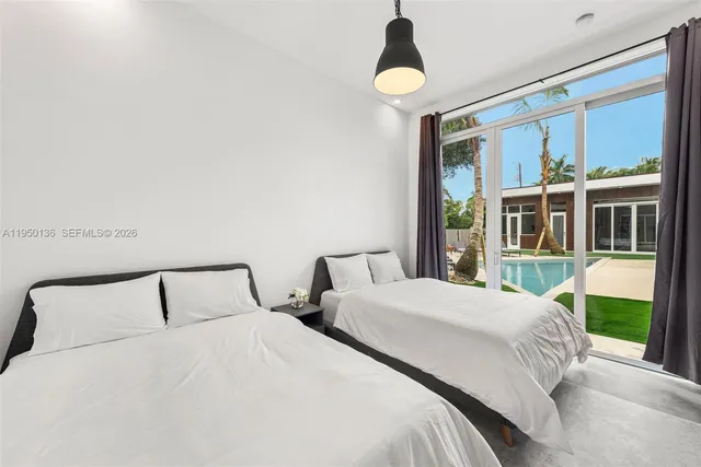 $2,900,000 | 1000 Northeast 89th Street, Miami, FL 33138