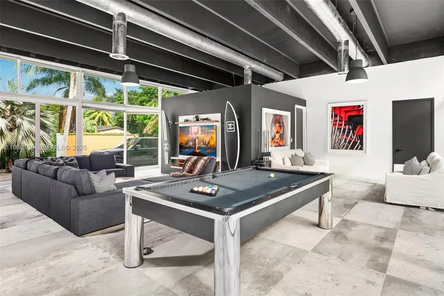 $2,900,000 | 1000 Northeast 89th Street, Miami, FL 33138