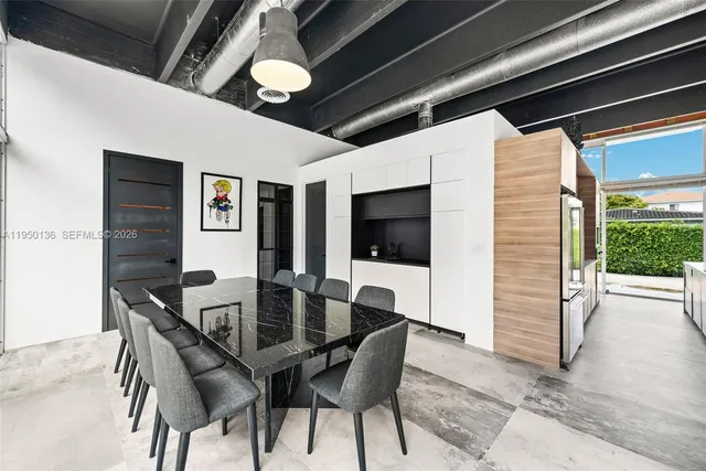 $2,900,000 | 1000 Northeast 89th Street, Miami, FL 33138