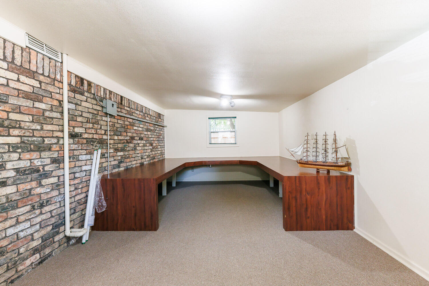 3816 53rd Street Lubbock, TX 79413 - Photo 51 of 59 Work Room
