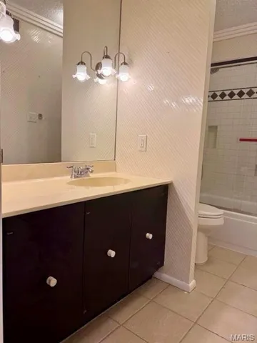 $135,000 | 10367 Oxford Hill Drive, Unit 26, St. Louis, MO 63146