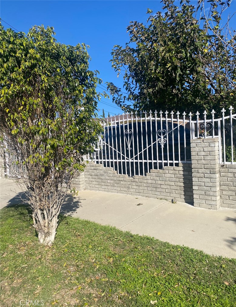 10246 Haddon Avenue Pacoima, CA 91331 - Photo 20 of 20