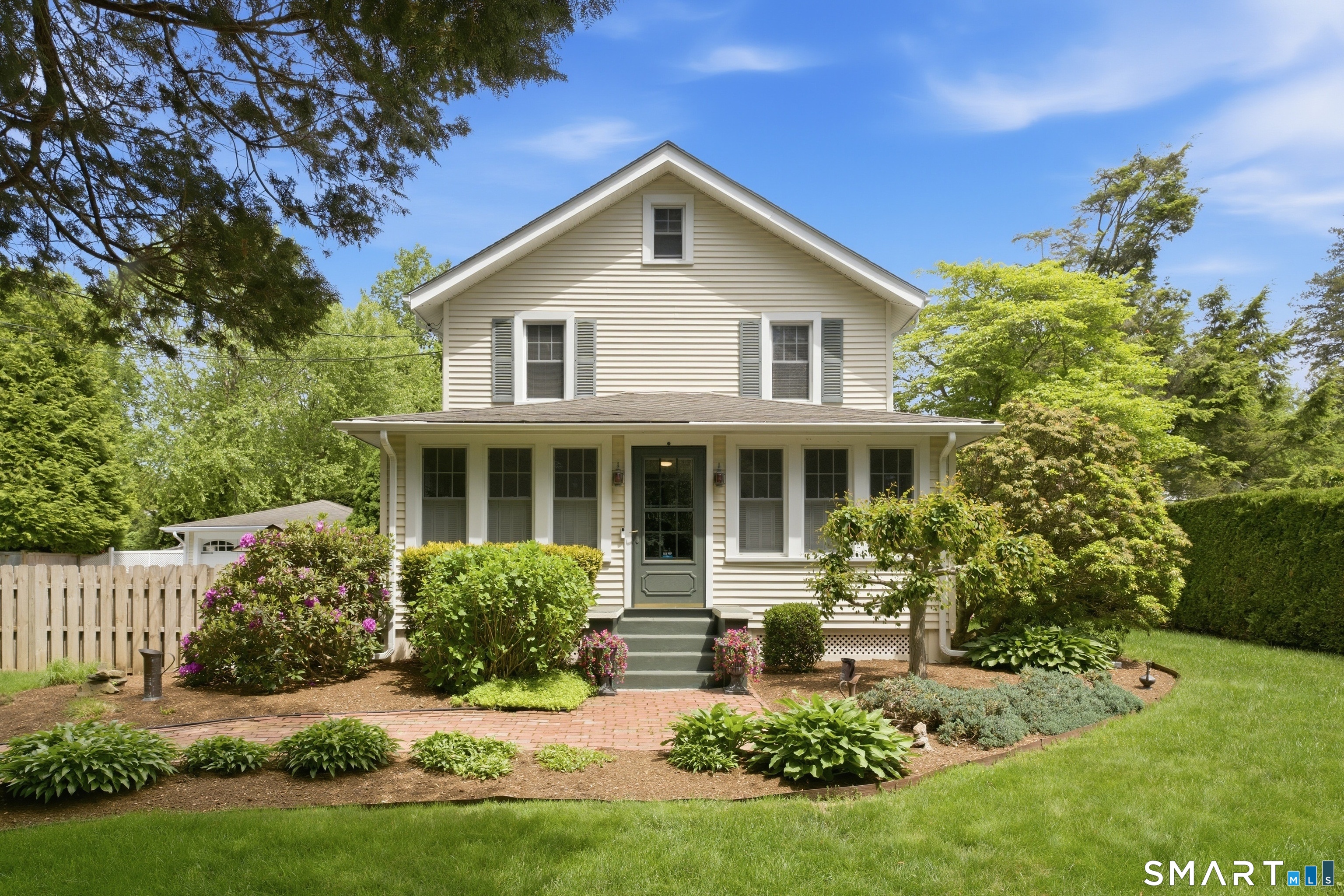 86 East Wharf Road Madison, CT 06443 - Photo 2 of 40