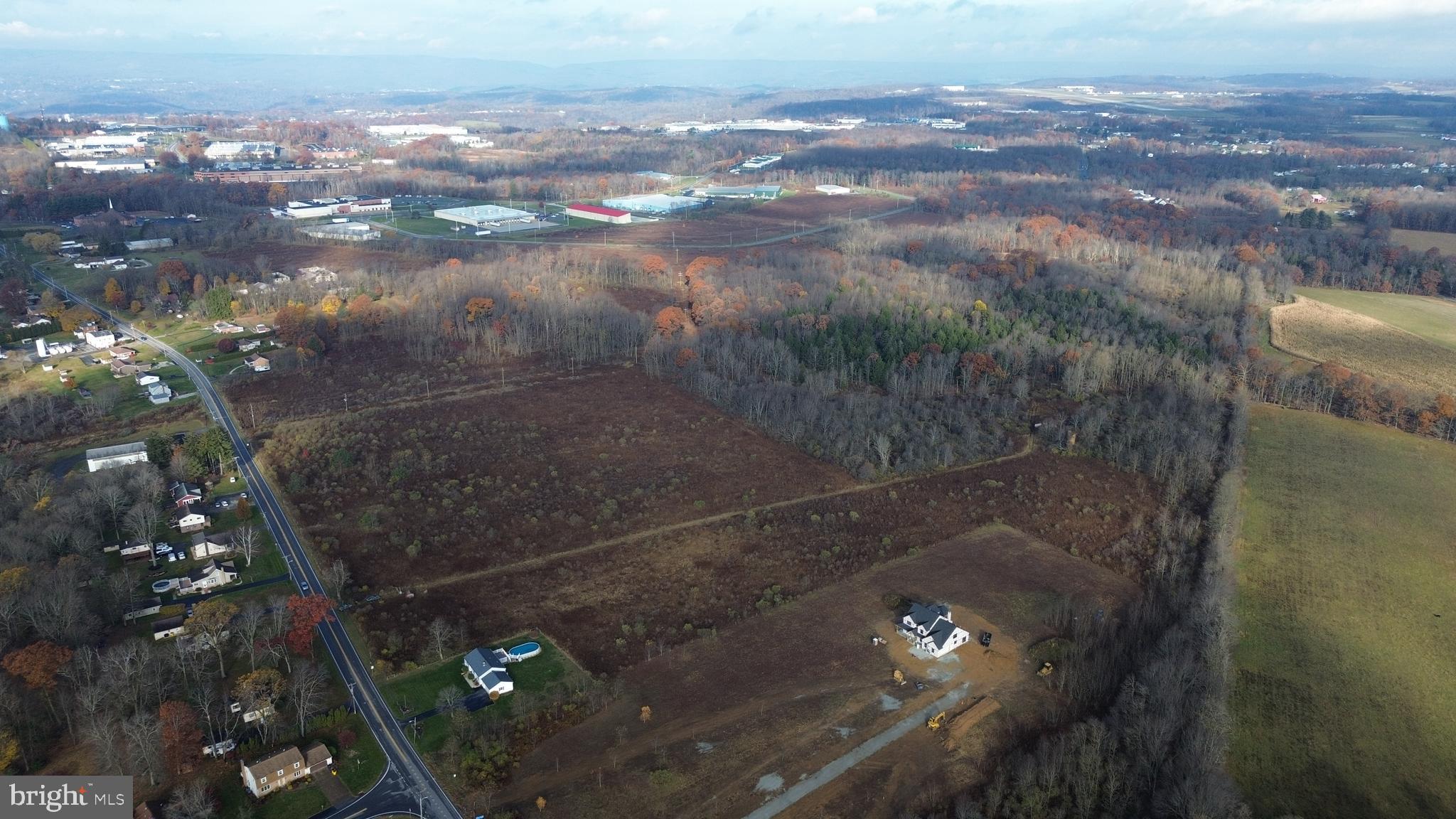4045 Elton Road Johnstown, PA 15904 - Photo 2 of 8 a view of a city